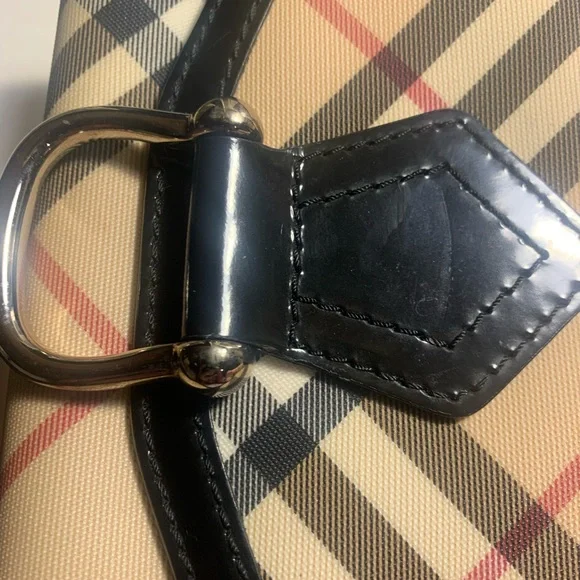 Burberry Fabulous Nova Check Bi-fold Wallet - Picture 9 of 9